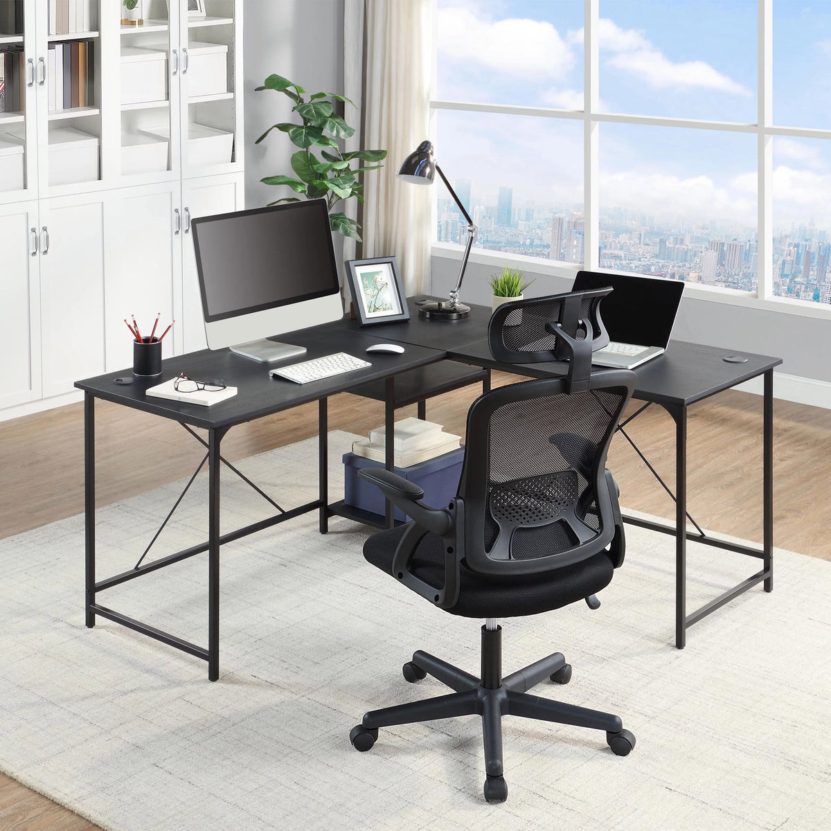Black Fabric Ergonomic Office Chair with Adjustable Headrest Z818
