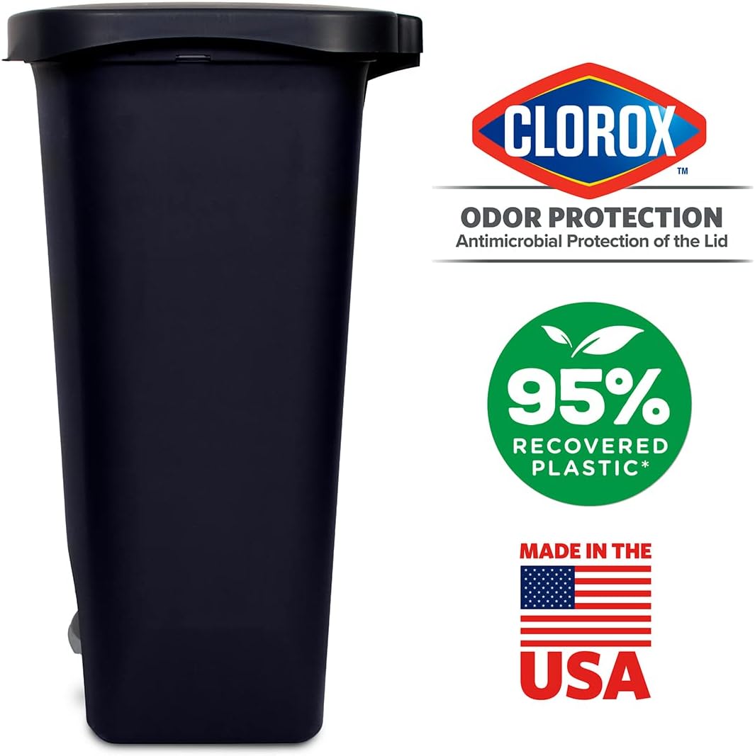 13 Gallon Plastic Trash Can with Lid, Matte Black T870561