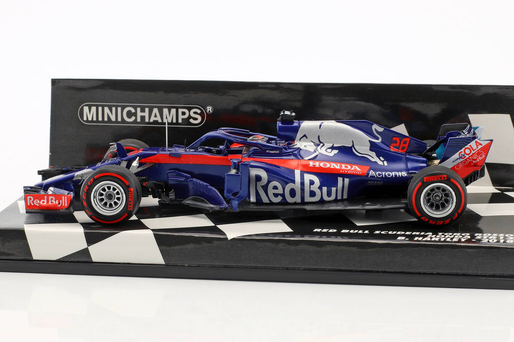 Collectible Miniature Car V62790