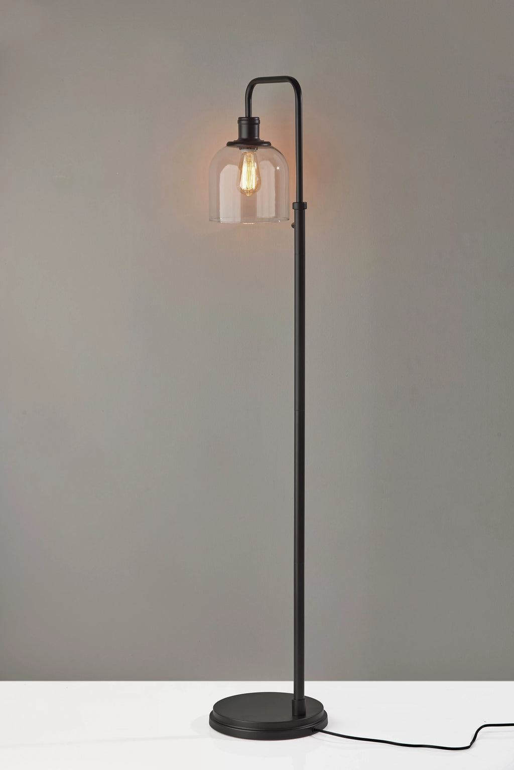 60" 1-Light Black Metal Floor Lamp O455