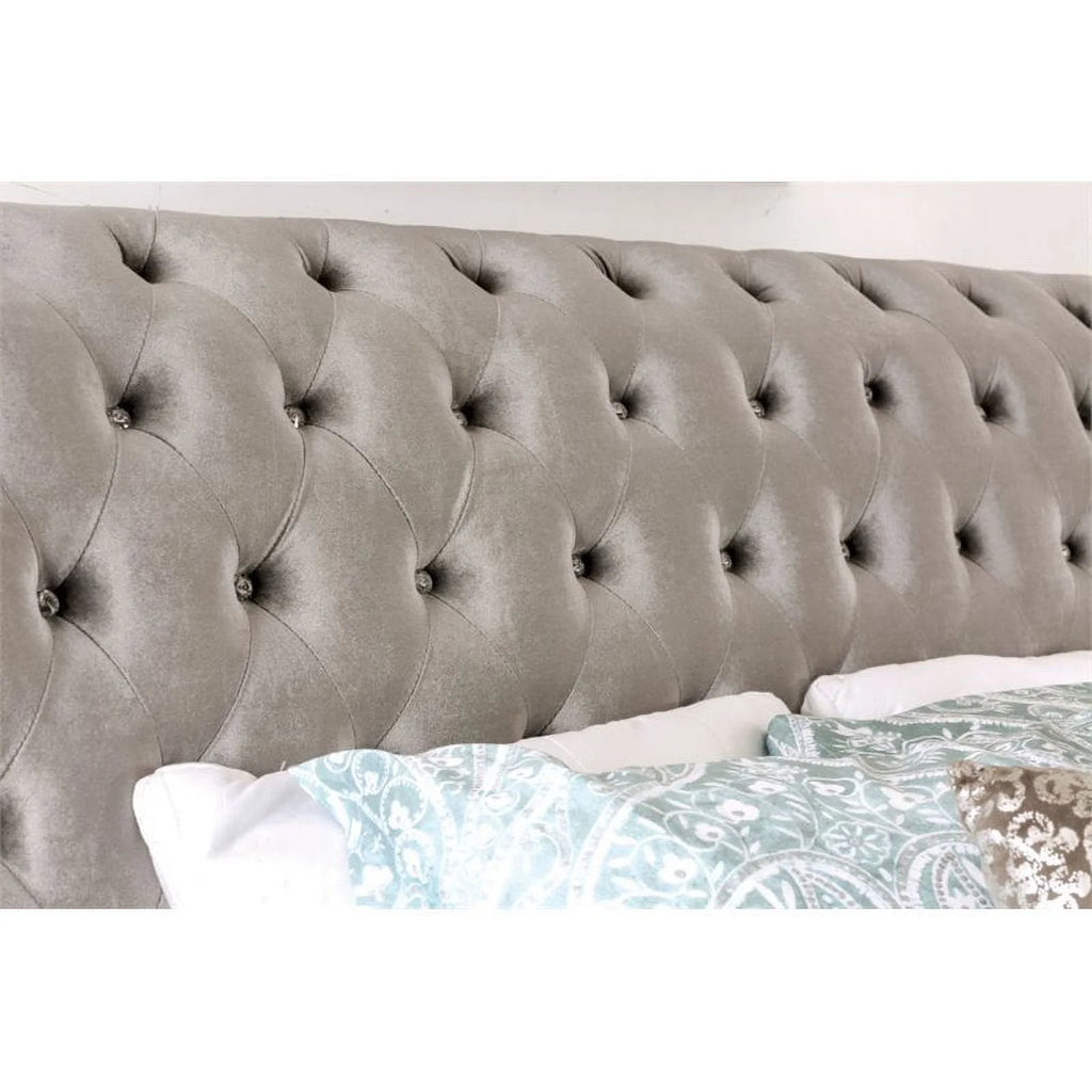 Gray Fabric Queen Sleigh Bed N322862